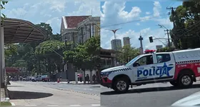 Viatura das PM estão no local