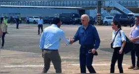 Wilson Lima, governador do Amazonas, recebeu Joe Biden no aeroporto