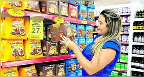 Thalita Cassiano sempre compra itens de natal para os funcionários, e diz que irá pagar mais esse ano.