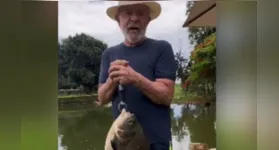 O presidente preparou o peixe durante este final e semana.