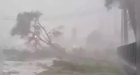 De acordo com o Inmet, são esperadas chuvas entre 30 e 60 mm por hora, com o acumulado diário podendo chegar a 100 mm, além de rajadas de vento que podem atingir 100 km/h.