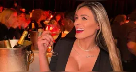 Andressa Urach que sempre destacou amor ao trabalho, precisou fazer uma pausa de 7 dias por um "bem maior".