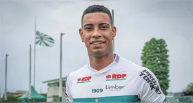 Allef Manga desperta interesse do Remo