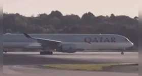 O Airbus A350-1000 continua em Salvador e a situação não causou impactos em outros voos do aeroporto baiano.