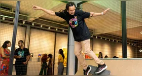 O CCBA oferece oficinas gratuitas de skate com instrutores experientes, incentivando a prática do esporte entre jovens em Belém.