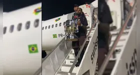 Flamengo retornou ao Rio após conquistar o quinto título da Copa do Brasil.