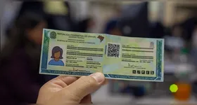 Saiba tudo sobre a nova Carteira de Identidade Nacional (CIN), como emitir e o que muda com o novo documento.