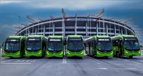 O primeiros 6 ônibus elétricos da frota chegaram em Belém por volta das 14h.