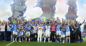 Paysandu levanta a taça do título estadual de número 50, em cima do rival.