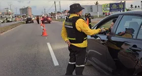 A Lei Seca é válida para todo o Brasil e foi criada após a constatação de que a bebida alcoólica reduz a capacidade de reflexo e reação do condutor na via.