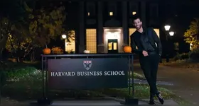 Gusttavo Lima contou um pouco de sua trajetória na música para estudantes de Harvard.