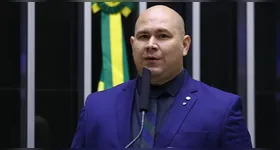 Abílio Brunini foi eleito com 53% dos votos.