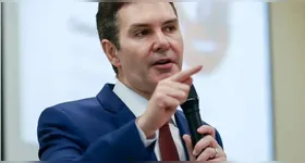 O ministro das Cidades, Jader Filho, fez um balanço do programa habitacional durante evento realizado em Brasília (DF)