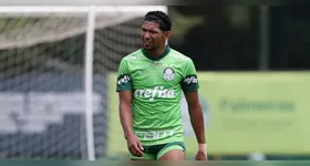 O atacante Rony só deve sair do Palmeiras caso receba uma proposta financeira atraente.