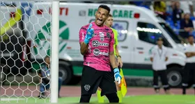 Enquanto busca por reforços, Paysandu tenta segurar o goleiro Diogo Silva diante do interesse da Ponte Preta.