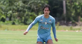 Nicolas volta ao time bicolor após cumprir suspensão automática na Série B.