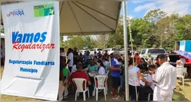 A entrega dos títulos faz parte do programa "Regulariza Pará", coordenado pelo Instituto de Terras do Pará (Iterpa)