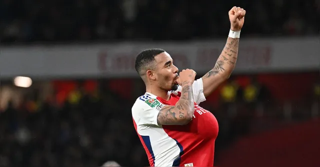 Imagem ilustrativa da notícia Com show de Gabriel Jesus, Arsenal avança na Copa da Liga