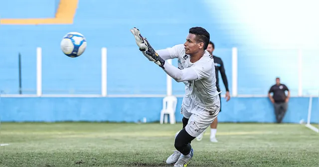 Imagem ilustrativa da notícia Sondado pela Ponte, goleiro do Papão pode ser negociado