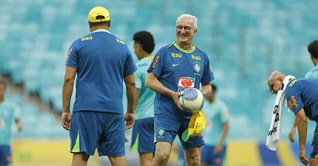 Imagem ilustrativa da notícia Apesar da pressão, Vini Jr vê Dorival maduro na Seleção