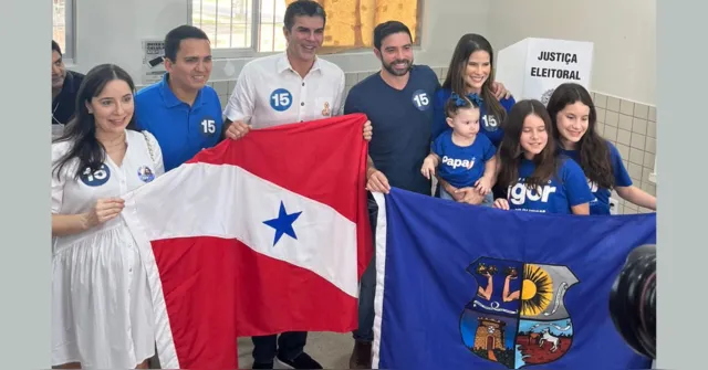 Imagem ilustrativa da notícia Igor Normando vota em colégio no bairro do Marco e recebe apoio de Helder
