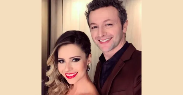 Imagem ilustrativa da notícia Sandy é flagrada curtindo show de Júnior ao lado do ex