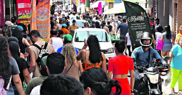 Imagem ilustrativa da notícia Natal: compras de última hora movimentam comércio de Belém
