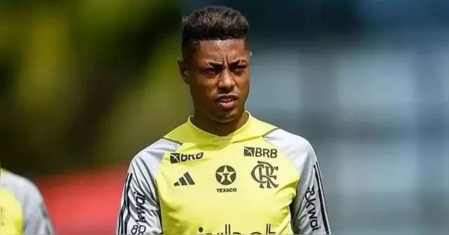 Imagem ilustrativa da notícia Bruno Henrique chora com ação da PF e pede para jogar
