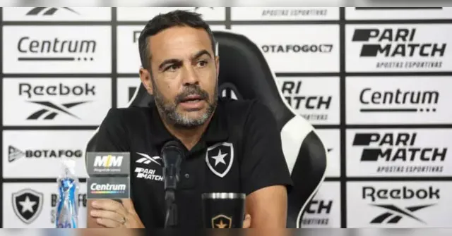 Imagem ilustrativa da notícia Clube do Qatar tenta levar Artur Jorge, técnico do Botafogo