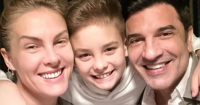 Imagem ilustrativa da notícia Edu Guedes posta foto com enteado: "Feliz ao te ver bem"