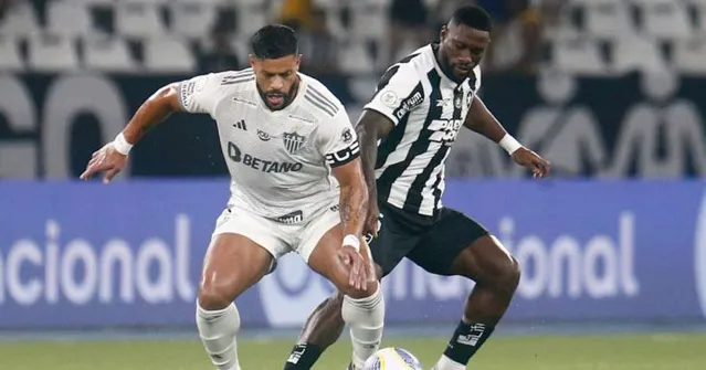 Imagem ilustrativa da notícia Botafogo ou Atlético-MG? Vidente garante quem será o campeão da Libertadores