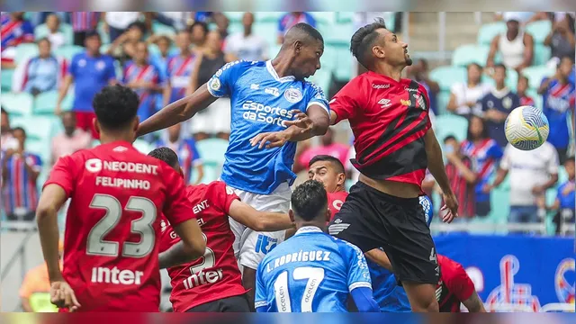 Imagem ilustrativa da notícia Bahia empata no fim e embola briga na Libertadores