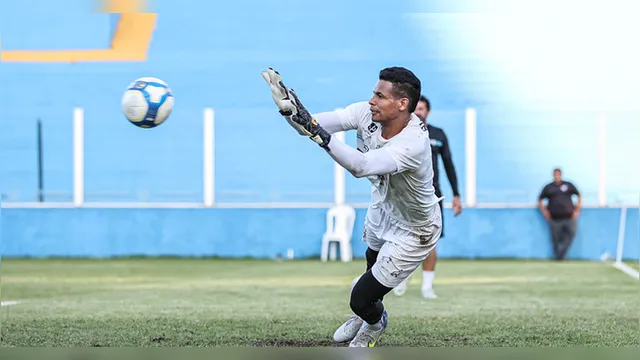 Imagem ilustrativa da notícia Sondado pela Ponte, goleiro do Papão pode ser negociado