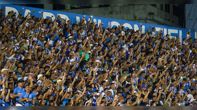 Imagem ilustrativa da notícia Indisciplina da torcida leva Paysandu ao banco dos réus 