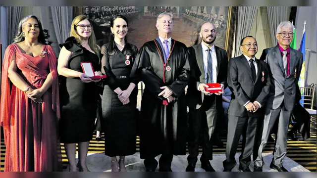 Imagem ilustrativa da notícia TRE do Pará entrega medalhas e homenageia personalidades