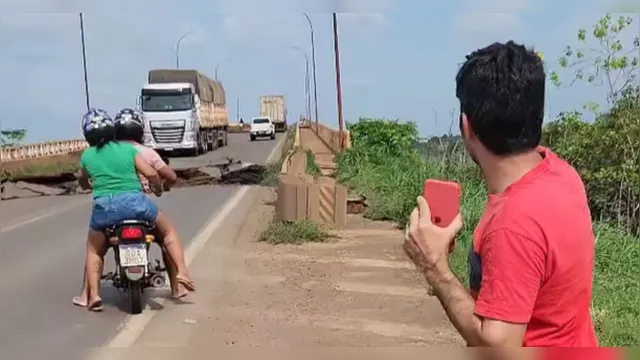 Imagem ilustrativa da notícia Vídeo! Vereador denunciava condições de ponte na hora do desabamento