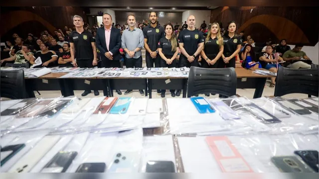 Imagem ilustrativa da notícia Polícia entrega mais de 400 celulares recuperados em Belém