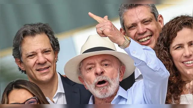 Imagem ilustrativa da notícia Lula se diz feliz com prisão de Braga Netto