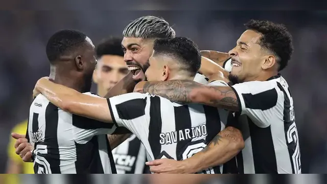 Imagem ilustrativa da notícia Pressão no Botafogo: jogadores cobram quitação de dívidas