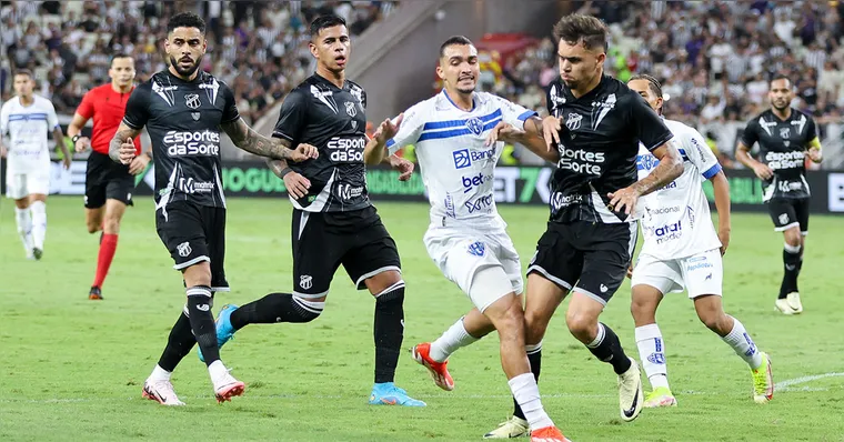Imagem ilustrativa da notícia Jogadores do Paysandu detonam arbitragem na web