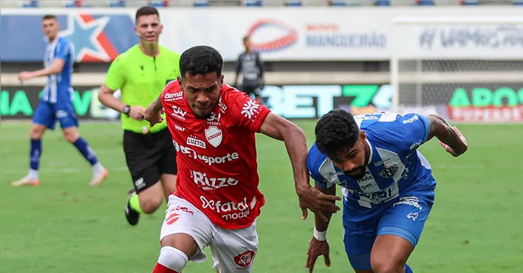 Imagem ilustrativa da notícia De virada, Paysandu vence Vila Nova na despedida da Série B
