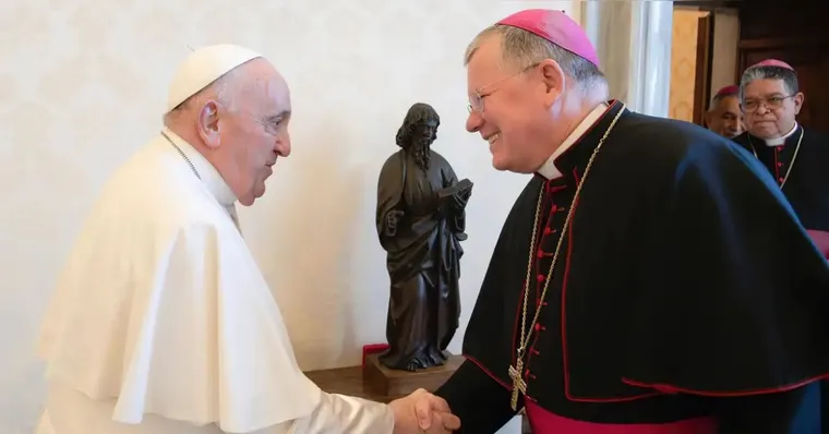 Imagem ilustrativa da notícia Arcebispo de Porto Alegre é nomeado cardeal pelo Papa