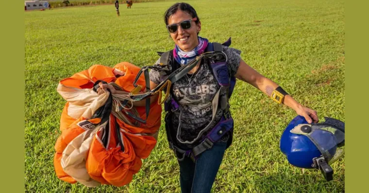 Imagem ilustrativa da notícia Mulher morre após paraquedas falhar durante salto em SP