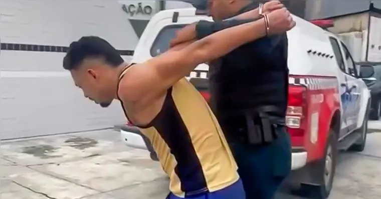 Imagem ilustrativa da notícia Vídeo registra momento da prisão do ex-jogador do Paysandu