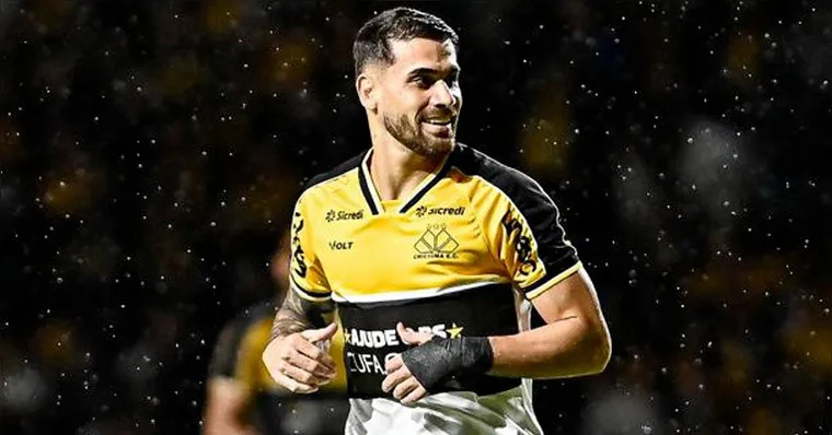 Imagem ilustrativa da notícia Clube do Remo tenta contratação de Felipe Vizeu, ex-Flamengo