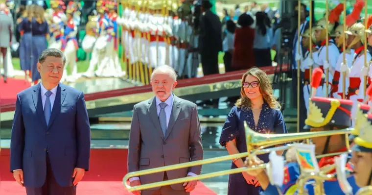 Imagem ilustrativa da notícia Xi Jinping pede cessar-fogo em Gaza durante visita ao Brasil