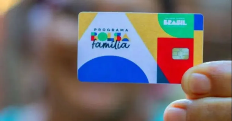 Imagem ilustrativa da notícia Bolsa Família: confira se você receberá antes do Natal