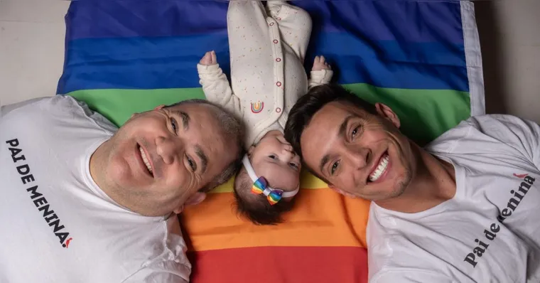 Imagem ilustrativa da notícia Pais homoafetivos e a experiência com barriga solidária