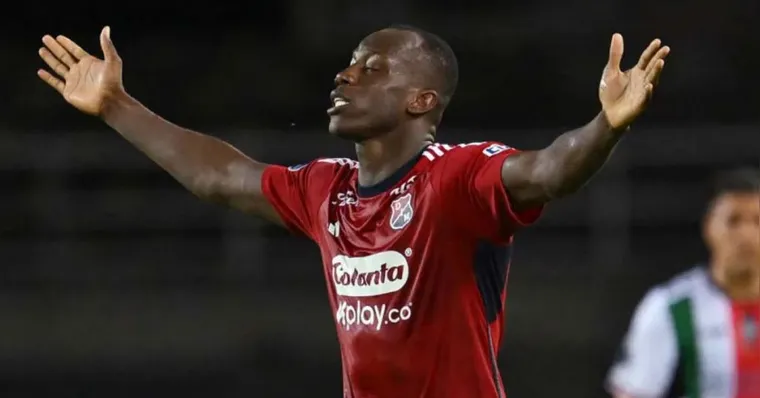 Imagem ilustrativa da notícia Paysandu: acerto com volante colombiano sofre reviravolta