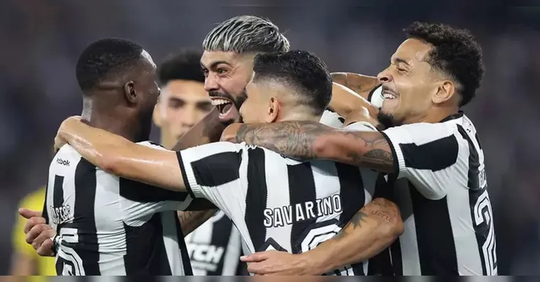 Imagem ilustrativa da notícia Pressão no Botafogo: jogadores cobram quitação de dívidas